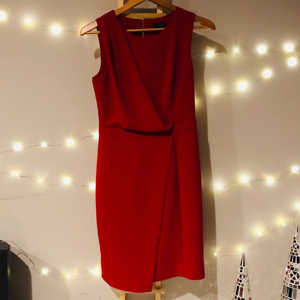 Women’s Size 2 The Limited Red Dress